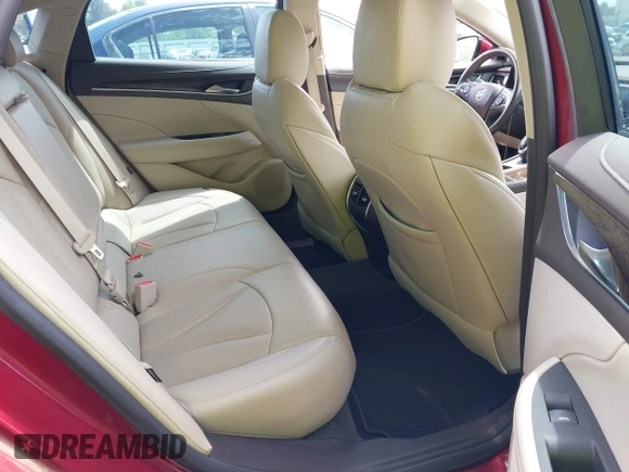 2017 Buick LaCrosse Premium z VIN 1G4ZR5SS2HU171941, wystawiony jako IAAI lot #42290705 z przebiegiem 53 828 mil mil oraz . Historia ofert i sprzedaży dostępna na DreamBid. Obrazek 8.
