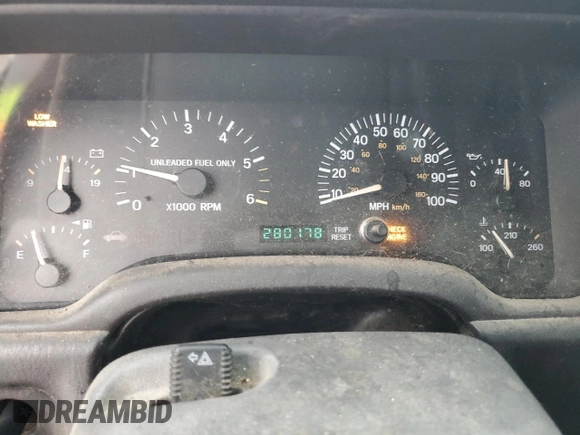 1999 Jeep Cherokee Sport with VIN 1J4FF68S4XL567848, listed as a Copart auction lot 43222045 with 280,178 mi miles and Salvage title. Bid and sale history available at DreamBid. Image 9.