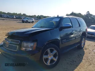 2007 Chevrolet Tahoe LTZ z VIN 1GNFK13037J325405, wystawiony jako IAAI lot #40521222 z przebiegiem 162 182 mil mil oraz . Historia ofert i sprzedaży dostępna na DreamBid. Obrazek 2.
