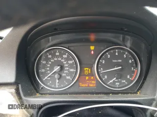 2009 BMW 3 Series 335i z VIN WBAWB73519P044563, wystawiony jako Copart lot #56112405 z przebiegiem 114 219 mil mil oraz Szkoda całkowita • Salvage title. Historia ofert i sprzedaży dostępna na DreamBid. Obrazek 9.