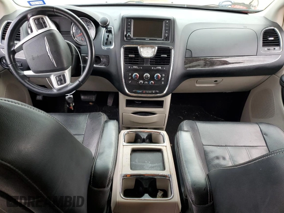 2015 Chrysler Town & Country LX with VIN 2C4RC1AG8FR676436, listed as a Copart auction lot 85104814 with Not Provided miles and Salvage Title. Bid and sale history available at carsss.com. Image 8.