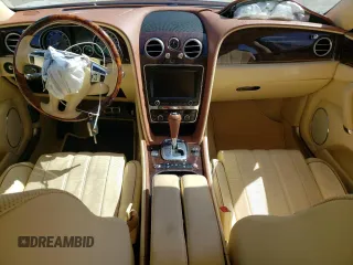 2014 Bentley Flying Spur z VIN SCBEC9ZAXEC095785, wystawiony jako Copart lot #46089425 z przebiegiem 23 435 mil mil oraz Szkody całkowita. Historia ofert i sprzedaży dostępna na DreamBid. Obrazek 8.