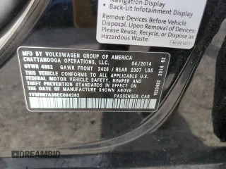 2014 Volkswagen Passat SE with VIN 1VWBN7A35EC094262, listed as a Copart auction lot 60287965 with 71,081 mi miles and Salvage title. Bid and sale history available at DreamBid. Image 12.