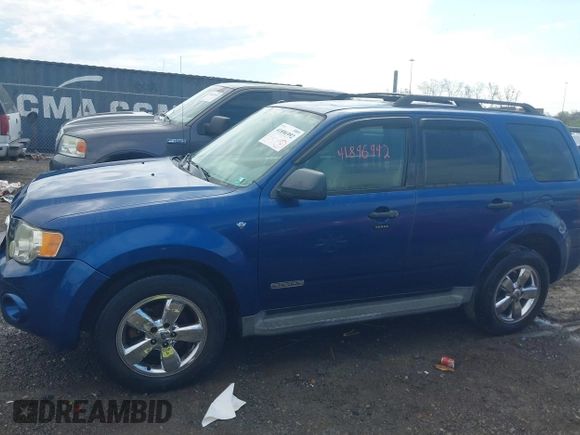 2008 Ford Escape XLT with VIN 1FMCU93168KE20965, listed as a IAAI auction lot 41896992 with 242,835 mi miles. Bid and sale history available at carsss.com. Image 6.