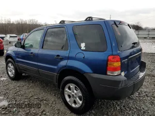 2007 Ford Escape XLT with VIN 1FMYU03Z67KA84353, listed as a Copart auction lot 83999774 with 179,339 mi miles and Salvage Title. Bid and sale history available at carsss.com. Image 2.