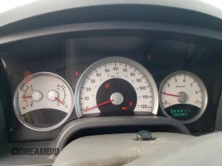 2005 Dodge Dakota SLT z VIN 1D7HW48N15S366026, wystawiony jako Copart lot #55510125 z przebiegiem 66 963 mil mil oraz Tytuł czysty. Historia ofert i sprzedaży dostępna na DreamBid. Obrazek 9.