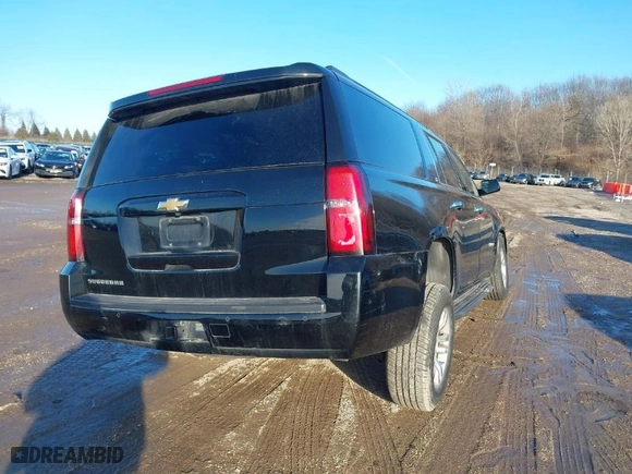 2019 Chevrolet Suburban LT with VIN 1GNSKHKC2KR120137, listed as a IAAI auction lot 41522957 with NaN miles. Bid and sale history available at carsss.com. Image 4.