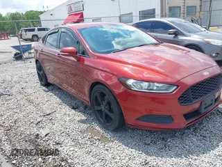 2014 Ford Fusion SE with VIN 3FA6P0HDXER172465, listed as a IAAI auction lot 42116171 with 138,166 mi miles. Bid and sale history available at carsss.com. Image 1.