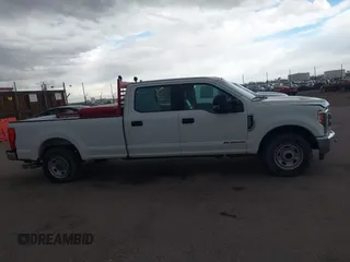 2017 Ford F-350 XL with VIN 1FT7W3AT2HED28252, listed as a IAAI auction lot 41722914 with Not Provided miles and . Bid and sale history available at DreamBid. Image 13.