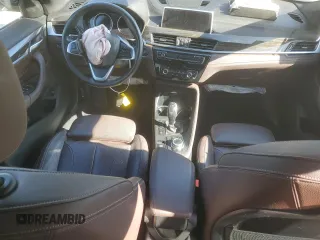 2020 BMW X1 xDrive28i с VIN WBXJG9C06L5P51615, выставлен на аукционе Copart как лот 52238465 с пробегом 43 469 миль миль и Списание • Salvage title. История ставок и продаж доступна на DreamBid. Изображение 8.