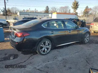 2017 Infiniti Q70 3.7 with VIN JN1BY1PR2HM210568, listed as a Copart auction lot 42121945 with Not provided miles and Salvage title. Bid and sale history available at DreamBid. Image 3.