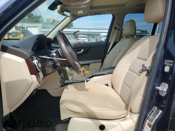 2015 Mercedes-Benz GLK 350 with VIN WDCGG8JB1FG356041, listed as a Copart auction lot 68877944 with 148,165 mi miles and Salvage Title. Bid and sale history available at DreamBid. Image 7.