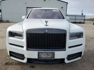 2022 Rolls-Royce Cullinan Black Badge z VIN SLATV8C01NU211417, wystawiony jako Copart lot #83323584 z przebiegiem 24 227 mil mil oraz Nie do naprawy. Historia ofert i sprzedaży dostępna na DreamBid. Obrazek 5.