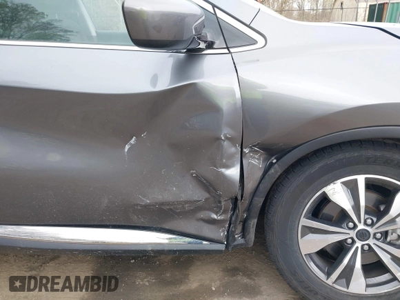 2021 Nissan Murano S z VIN 5N1AZ2AS5MC131981, wystawiony jako IAAI lot #42010176 z przebiegiem 24 538 mil mil oraz . Historia ofert i sprzedaży dostępna na DreamBid. Obrazek 6.