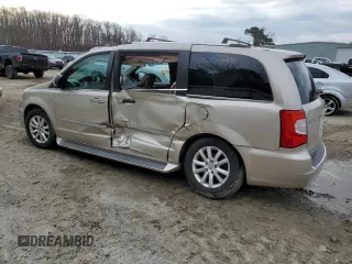 2015 Chrysler Town & Country Limited Platinum with VIN 2C4RC1GG5FR718245, listed as a Copart auction lot 43804265 with 106,123 mi miles and Salvage Title. Bid and sale history available at carsss.com. Image 2.