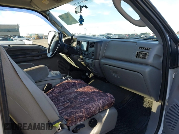 2003 Ford F-350 XL with VIN 1FTSX31S73EC26923, listed as a IAAI auction lot 41344390 with 139,893 mi miles and . Bid and sale history available at DreamBid. Image 5.
