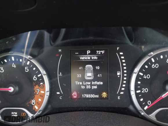 2015 Jeep Renegade Latitude with VIN ZACCJABT8FPC19914, listed as a IAAI auction lot 42081686 with 179,330 mi miles. Bid and sale history available at carsss.com. Image 16.