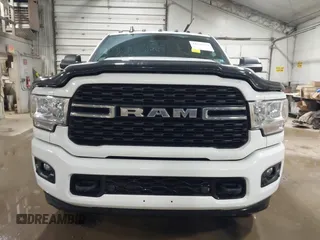2022 Ram 2500 Big Horn with VIN 3C6UR5DJ4NG370966, listed as a IAAI auction lot 41738339 with 89,787 mi miles. Bid and sale history available at carsss.com. Image 12.