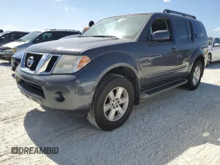 2011 Nissan Pathfinder Silver with VIN 5N1AR1NBXBC615324, listed as a Copart auction lot 76105034 with 135,212 mi miles and Non Repairable. Bid and sale history available at carsss.com. Image 1.