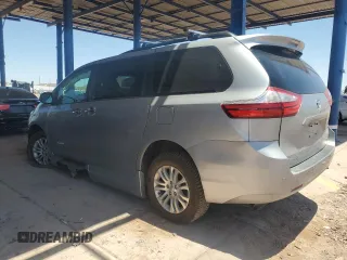 2017 Toyota Sienna XLE Auto Access Seat with VIN 5TDYZ3DC8HS838428, listed as a Copart auction lot 61924935 with 93,836 mi miles and Salvage title. Bid and sale history available at DreamBid. Image 2.