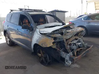 2010 Toyota RAV4 Limited с VIN JTMDK4DV0AD012796, выставлен на аукционе IAAI как лот 42539649 с пробегом Не указан миль и . История ставок и продаж доступна на DreamBid. Изображение 1.