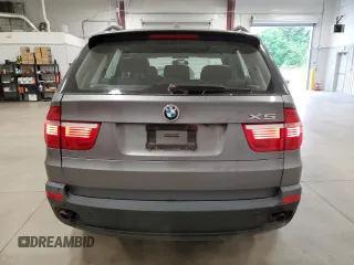 2008 BMW X5 3.0si z VIN 5UXFE43528L022455, wystawiony jako Copart lot #61400064 z przebiegiem 177 525 mil mil oraz Szkoda całkowita • Salvage title. Historia ofert i sprzedaży dostępna na DreamBid. Obrazek 6.