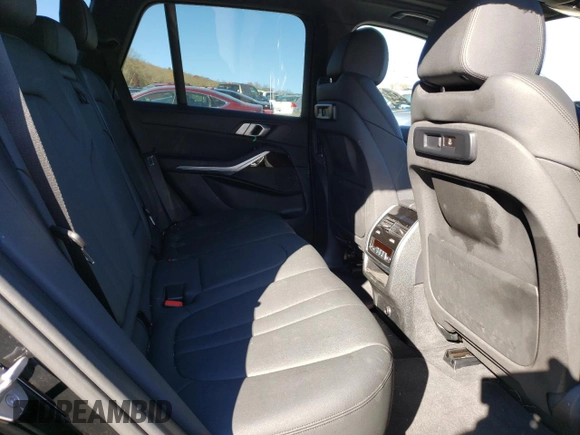 2019 BMW X5 xDrive40i with VIN 5UXCR6C56KLL25927, listed as a Copart auction lot 65216322 with 0 mi miles. Bid and sale history available at carsss.com. Image 6.