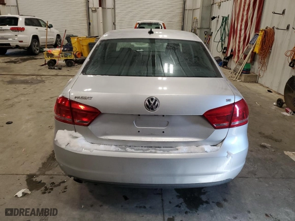2014 Volkswagen Passat SE with VIN 1VWBP7A3XEC001570, listed as a Copart auction lot 45504675 with 139,112 mi miles and Clean Title. Bid and sale history available at carsss.com. Image 6.