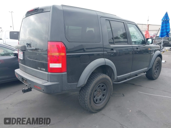 2007 Land Rover LR3 HSE with VIN SALAG25417A438692, listed as a IAAI auction lot 42585260 with 137,175 mi miles and . Bid and sale history available at DreamBid. Image 4.