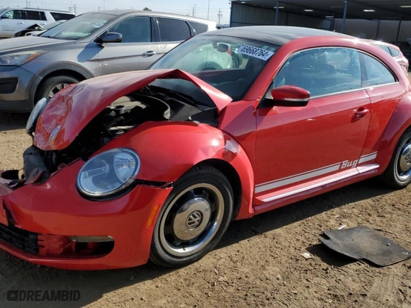 2012 Volkswagen Beetle 2.5L w/Sun PZEV with VIN 3VWJP7AT5CM645999, listed as a Copart auction lot 69668764 with 0 mi miles and Salvage Title. Bid and sale history available at carsss.com. Image 1.