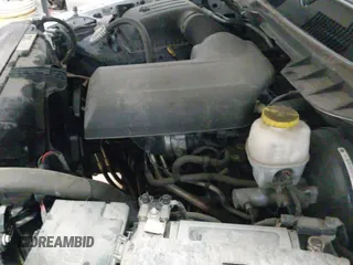 2019 Ram 1500 Express z VIN 1C6RR7FG4KS583858, wystawiony jako IAAI lot #41527927 z przebiegiem 78 726 mil mil oraz . Historia ofert i sprzedaży dostępna na DreamBid. Obrazek 23.