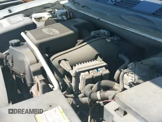 2005 Chevrolet TrailBlazer LS с VIN 1GNDT13S952305690, выставлен на аукционе IAAI как лот 42654937 с пробегом 143 423 миль миль и . История ставок и продаж доступна на DreamBid. Изображение 19.