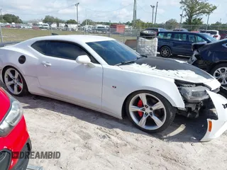 2016 Chevrolet Camaro 1LT with VIN 1G1FA1RX8G0184684, listed as a IAAI auction lot 41431203 with 1 mi miles. Bid and sale history available at carsss.com. Image 1.