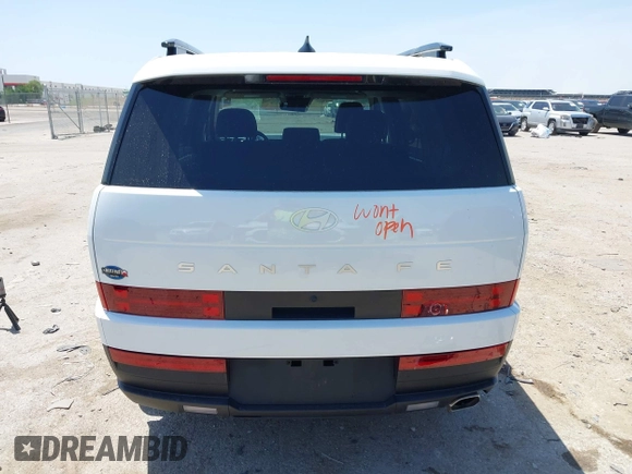 2025 Hyundai Santa Fe SEL z VIN 5NMP24GL5SH076185, wystawiony jako IAAI lot #42255534 z przebiegiem 5 521 mil mil oraz . Historia ofert i sprzedaży dostępna na DreamBid. Obrazek 16.