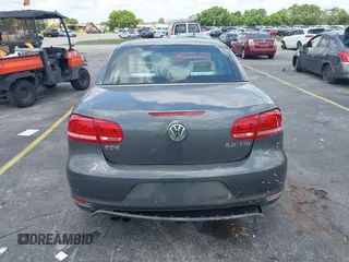 2014 Volkswagen Eos Sport with VIN WVWBW8AH2EV000313, listed as a IAAI auction lot 42333112 with 106,125 mi miles and . Bid and sale history available at DreamBid. Image 16.