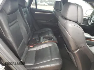 2012 BMW X6 50i z VIN 5UXFG8C53CL590384, wystawiony jako Copart lot #43507995 z przebiegiem 207 070 mil mil oraz Szkoda całkowita • Salvage title. Historia ofert i sprzedaży dostępna na DreamBid. Obrazek 10.