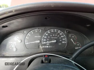 1999 Ford Ranger XL z VIN 1FTZR15V6XTA75656, wystawiony jako Copart lot #47669735 z przebiegiem 167 488 mil mil oraz Szkoda całkowita • Salvage title. Historia ofert i sprzedaży dostępna na DreamBid. Obrazek 9.