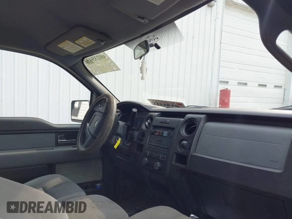 2014 Ford F-150 XL with VIN 1FTNF1CF6EKD16640, listed as a IAAI auction lot 40235032 with 124,116 mi miles and . Bid and sale history available at DreamBid. Image 5.