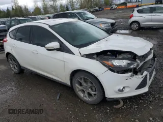2013 Ford Focus SE with VIN 1FADP3K20DL118007, listed as a Copart auction lot 52184605 with 153,033 mi miles and Salvage Title. Bid and sale history available at DreamBid. Image 4.
