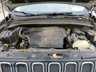 2015 Jeep Renegade Latitude with VIN ZACCJABT0FPC39008, listed as a Copart auction lot 48099965 with 153,312 mi miles and Clean Title. Bid and sale history available at carsss.com. Image 13.