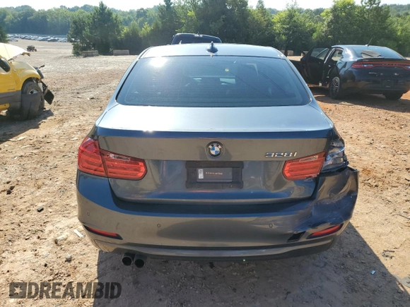 2015 BMW 3 Series 328i с VIN WBA3A5G50FNS83503, выставлен на аукционе Copart как лот 62821095 с пробегом 81 628 миль миль и Списание • Salvage title. История ставок и продаж доступна на DreamBid. Изображение 6.
