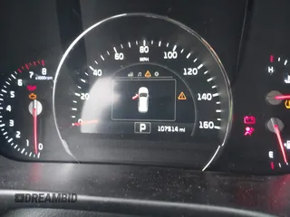 2017 Kia Sorento LX with VIN 5XYPG4A50HG232597, listed as a IAAI auction lot 42196386 with 107,514 mi miles and . Bid and sale history available at DreamBid. Image 7.