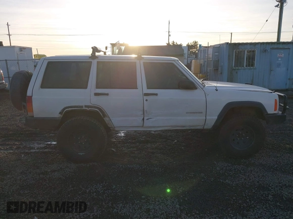 2000 Jeep Cherokee z VIN 1J4FF28P6YL132738, wystawiony jako IAAI lot #41382855 z przebiegiem 196 213 mil mil oraz . Historia ofert i sprzedaży dostępna na DreamBid. Obrazek 13.