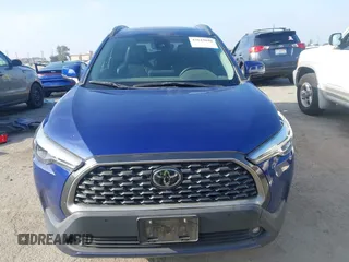 2022 Toyota Corolla Cross XLE with VIN 7MUDAAAG7NV024323, listed as a IAAI auction lot 42643048 with 76,465 mi miles and . Bid and sale history available at DreamBid. Image 13.