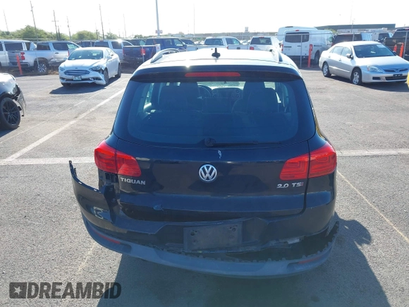 2015 Volkswagen Tiguan S z VIN WVGAV7AX8FW615777, wystawiony jako IAAI lot #42165193 z przebiegiem Nie podano mil oraz . Historia ofert i sprzedaży dostępna na DreamBid. Obrazek 16.