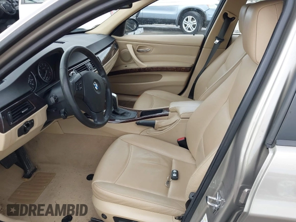 2008 BMW 3 Series 328i with VIN WBAVA33518K053136, listed as a IAAI auction lot 41640409 with 89,506 mi miles and . Bid and sale history available at DreamBid. Image 5.