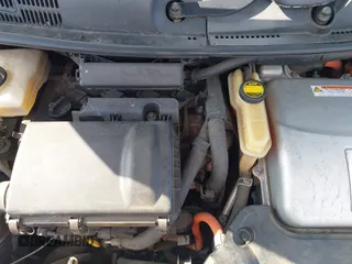 2005 Toyota Prius with VIN JTDKB20U853025994, listed as a IAAI auction lot 41935239 with 175,281 mi miles and . Bid and sale history available at DreamBid. Image 10.