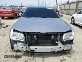 2014 Chrysler 300 with VIN 2C3CCAAG8EH179353, listed as a Copart auction lot 51092575 with 182,809 mi miles and Salvage Title. Bid and sale history available at carsss.com. Image 5.