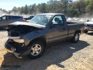 2000 Chevrolet Silverado 1500 with VIN 1GCEC14VXYZ367827, listed as a Copart auction lot 48942815 with 206,901 mi miles and Salvage Title. Bid and sale history available at carsss.com. Image 1.