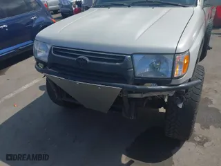 2000 Toyota 4Runner Limited with VIN JT3GN87RXY0159949, listed as a IAAI auction lot 41902757 with 213,170 mi miles. Bid and sale history available at carsss.com. Image 6.